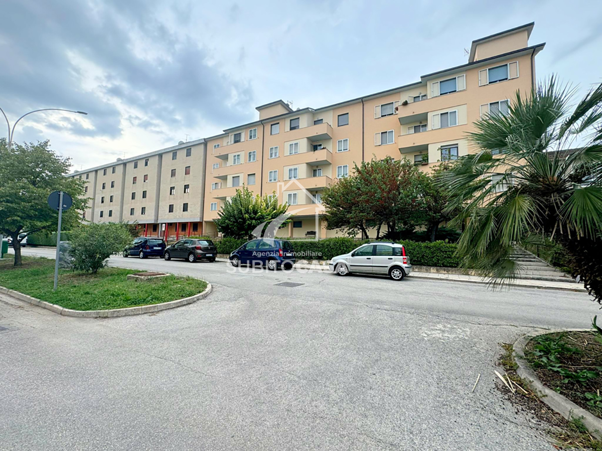 CAMPOBASSO-Appartamento con box