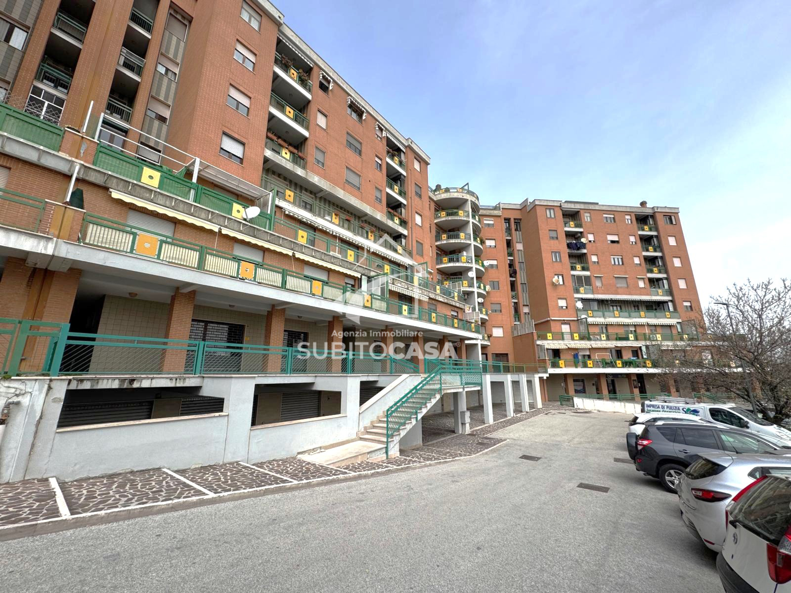 CAMPOBASSO-Appartamento con box e soffitta