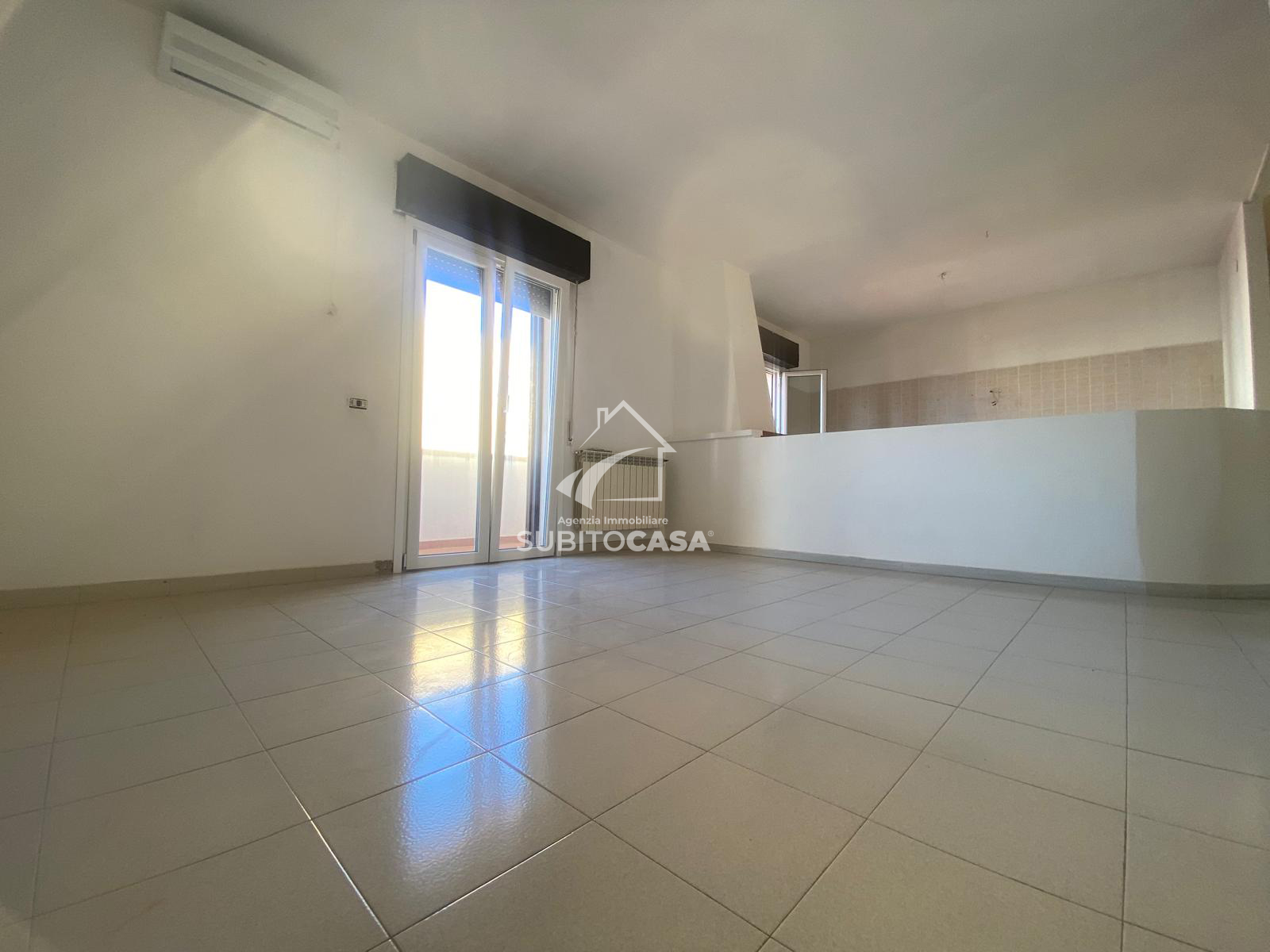 TERMOLI-Appartamento ristrutturato con box