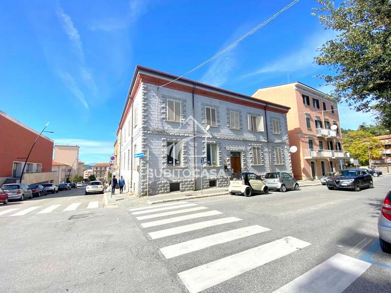 CAMPOBASSO-Appartamento in piccola palazzina